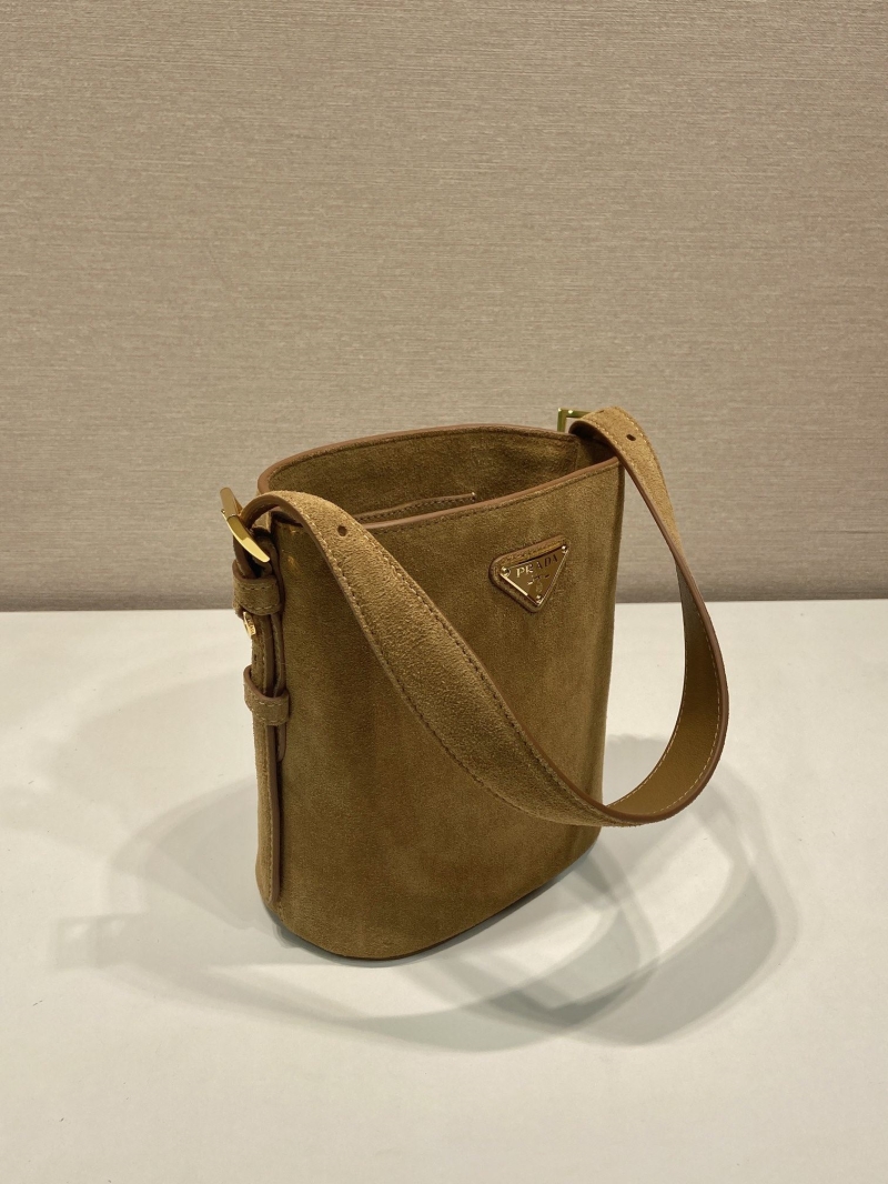 Pra*a bucket bags